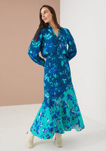 Load image into Gallery viewer, The Ara Skirt