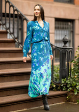 Load image into Gallery viewer, The Ara Skirt