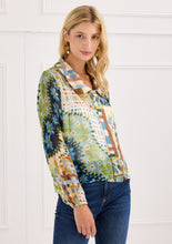 Load image into Gallery viewer, The Cassie Shirt