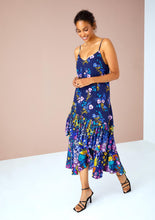 Load image into Gallery viewer, The Lila Dress