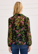 Load image into Gallery viewer, The Cassie Shirt
