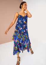 Load image into Gallery viewer, The Lila Dress